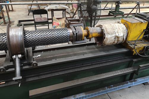 Studded Tube